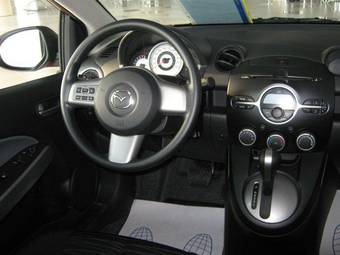 2009 Mazda MAZDA2 Wallpapers