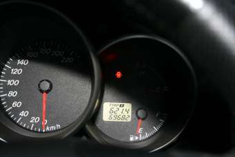 2004 Mazda MAZDA3 Pictures