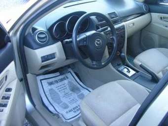 2004 Mazda MAZDA3 Pictures
