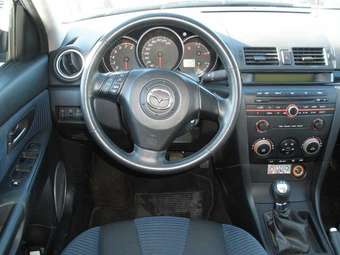 2004 Mazda MAZDA3 Pictures