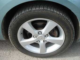 2004 Mazda MAZDA3 Pictures
