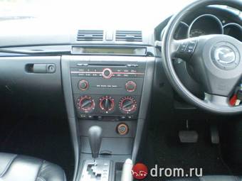 2004 Mazda MAZDA3 Pictures