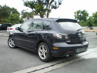 2004 Mazda MAZDA3 Pictures