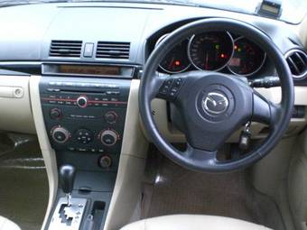 2004 Mazda MAZDA3 Pics
