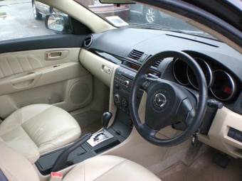 2004 Mazda MAZDA3 Pictures