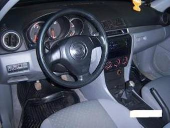 2004 Mazda MAZDA3 Photos