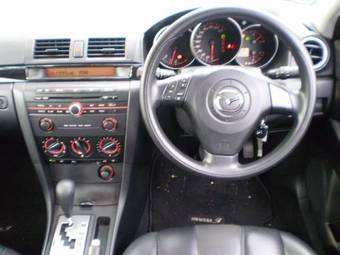 2004 Mazda MAZDA3 Pictures