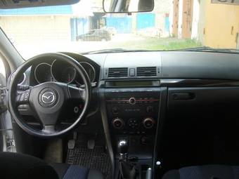 2004 Mazda MAZDA3 Pictures