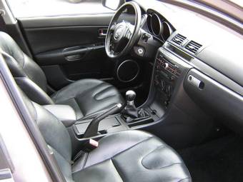 2004 Mazda MAZDA3 Images