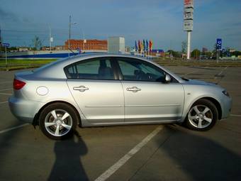 2004 Mazda MAZDA3 Images