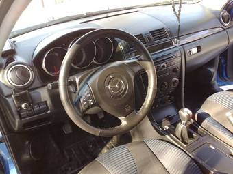 2004 Mazda MAZDA3 Photos