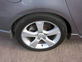 2004 Mazda MAZDA3 Images