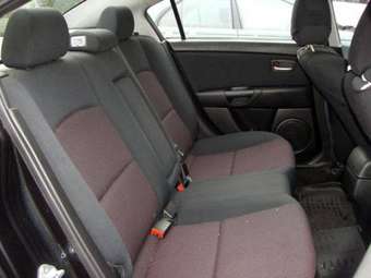 2005 Mazda MAZDA3 Images