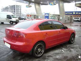 2005 Mazda MAZDA3 Images