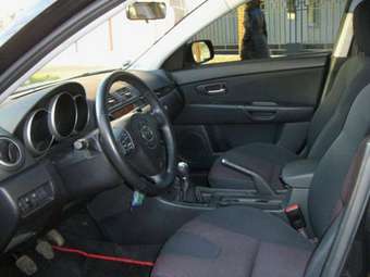 2005 Mazda MAZDA3 Pictures