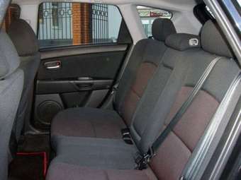 2005 Mazda MAZDA3 Pictures