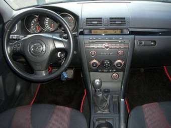 2005 Mazda MAZDA3 Pictures