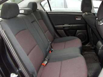 2005 Mazda MAZDA3 Pictures