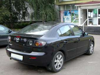 2005 Mazda MAZDA3 Pictures