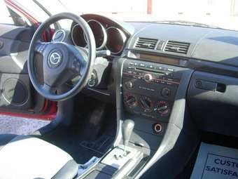 2005 Mazda MAZDA3 Photos