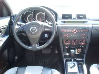 2005 Mazda MAZDA3 Photos