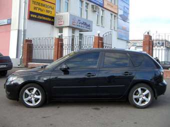 2005 Mazda MAZDA3 Pictures