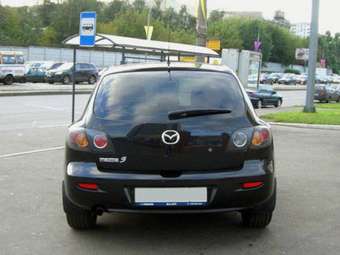 2005 Mazda MAZDA3 Pictures
