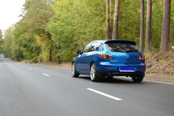2005 Mazda MAZDA3 Photos