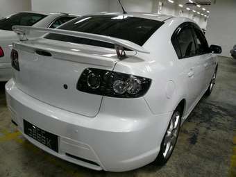 2005 Mazda MAZDA3 Pics