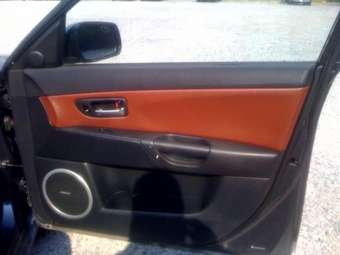 2005 Mazda MAZDA3 Pics