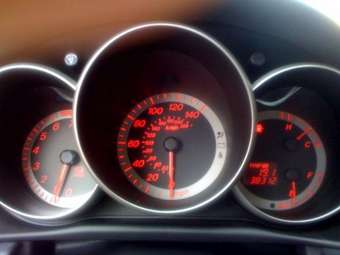 2005 Mazda MAZDA3 Pictures