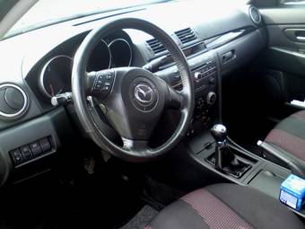 2005 Mazda MAZDA3 Pictures
