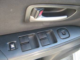 2005 Mazda MAZDA3 Photos