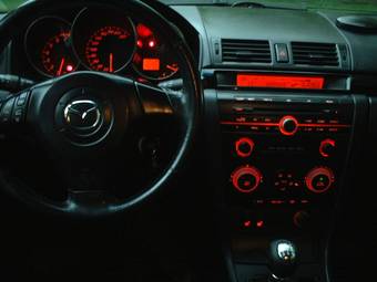 2005 Mazda MAZDA3 Pictures