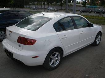 2005 Mazda MAZDA3 Pictures