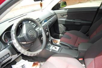 2005 Mazda MAZDA3 Pictures
