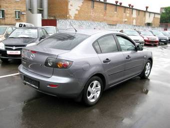 2005 Mazda MAZDA3 Pictures