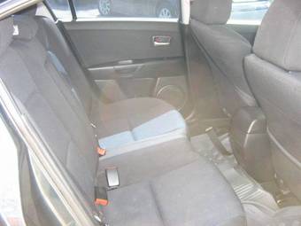 2005 Mazda MAZDA3 Photos