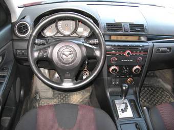 2005 Mazda MAZDA3 Pictures