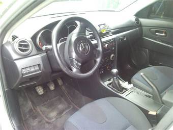 2005 Mazda MAZDA3 Photos
