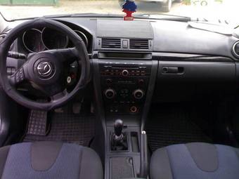 2005 Mazda MAZDA3 Pictures