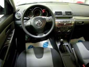 2006 Mazda MAZDA3 Images