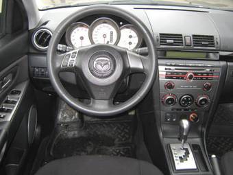 2006 Mazda MAZDA3 Pictures