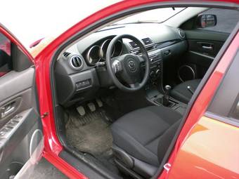 2006 Mazda MAZDA3 Photos