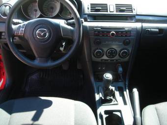 2006 Mazda MAZDA3 Pictures