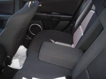 2006 Mazda MAZDA3 Pictures