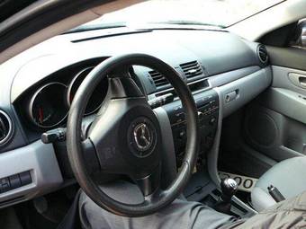 2006 Mazda MAZDA3 Pictures