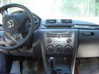 2006 Mazda MAZDA3 Pictures
