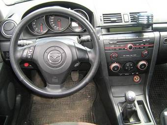 2006 Mazda MAZDA3 Pictures