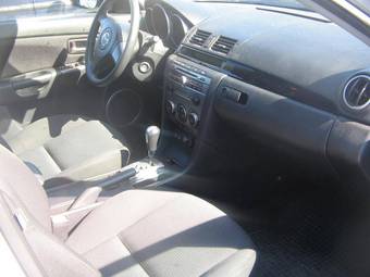 2006 Mazda MAZDA3 Pictures